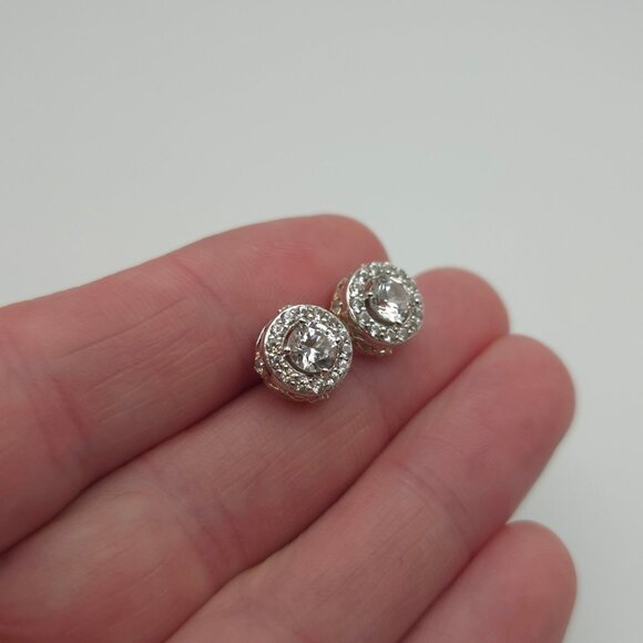 925 Sterling Silver 5mm Clear Sapphire With Accents Stud Earrings - Picture 3 of 7